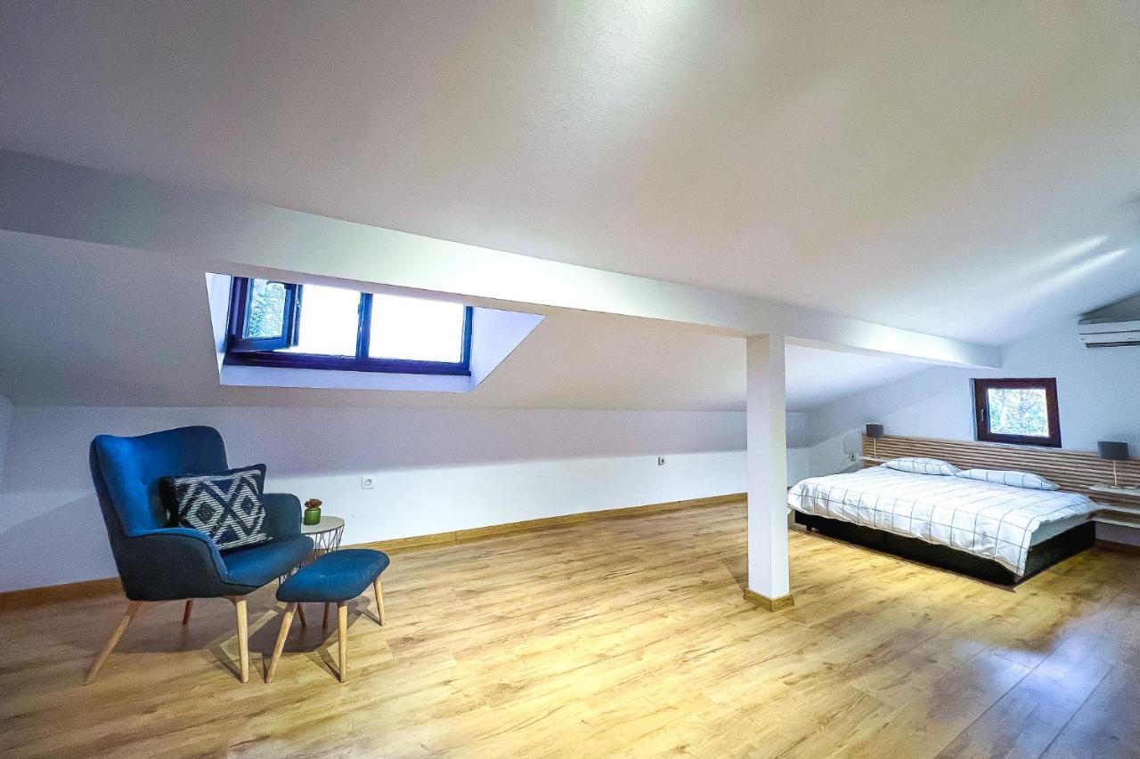 Deluxe Central Rooms Karlovo Luaran gambar